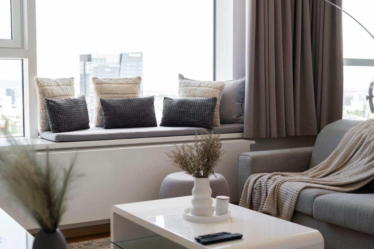 Luxury 1Bdrm On The 28Th Floor Apartment Bratislava Luaran gambar