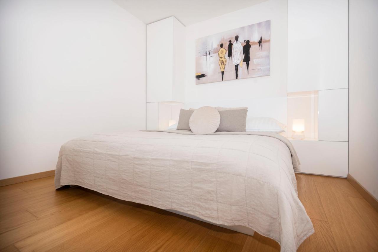 Luxury 1Bdrm On The 28Th Floor Apartment Bratislava Luaran gambar
