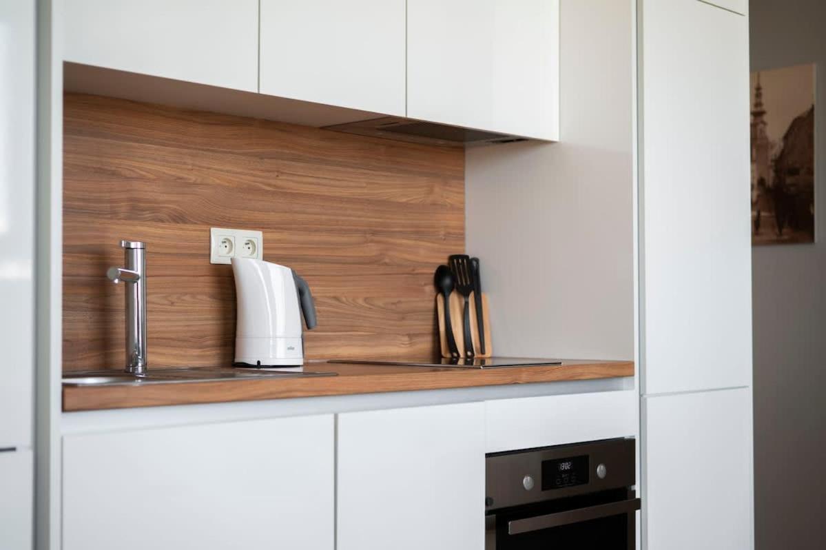 Luxury 1Bdrm On The 28Th Floor Apartment Bratislava Luaran gambar